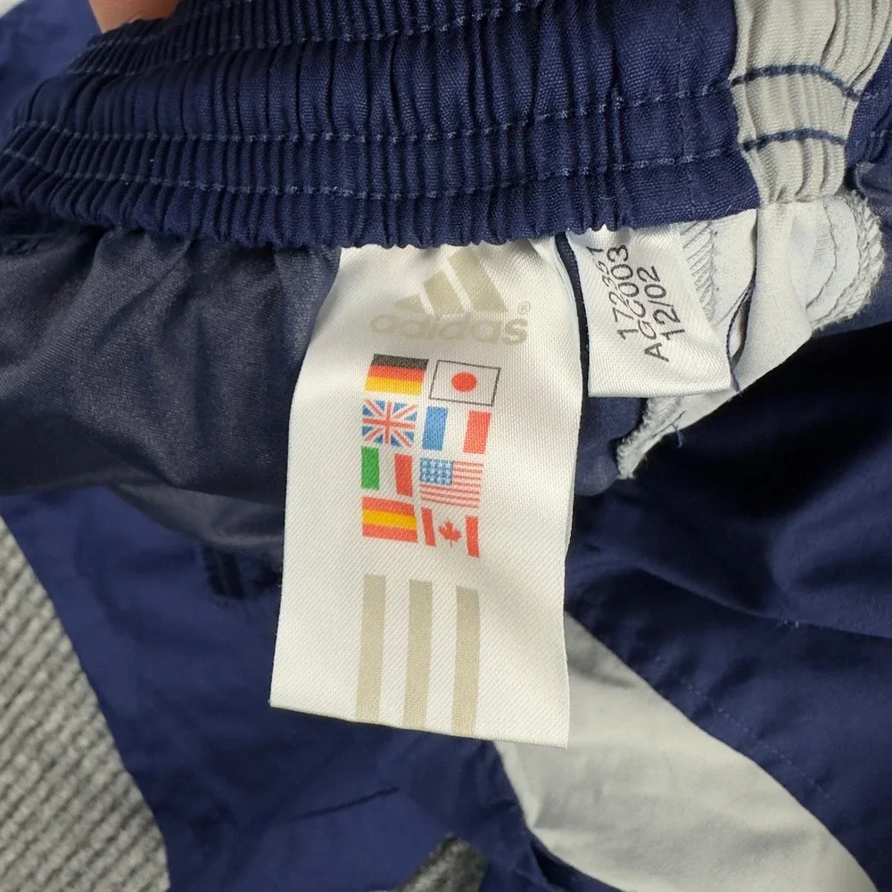 Adidas Vintage 2002 Mens Navy Blue Grey Striped Athletic Training Shorts AGC 003